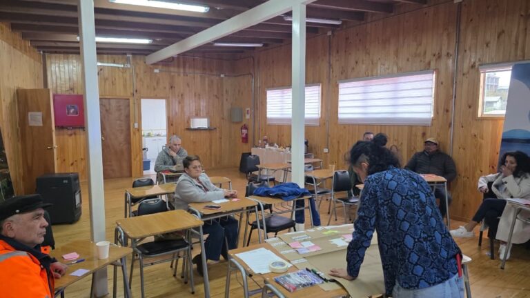 Programa de Investigación Pesquera participó en taller de Comité de Manejo del Proyecto FIPA 2025-08